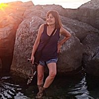 Profile Image for Elizabeth Rains.