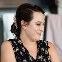 Profile Image for Lauren Hessey.