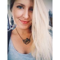 Profile Image for Louisa.
